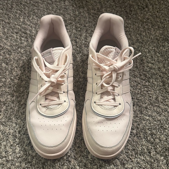 Adidas women’s postmove SE sneaker , EUC, size 10 - Picture 3 of 7